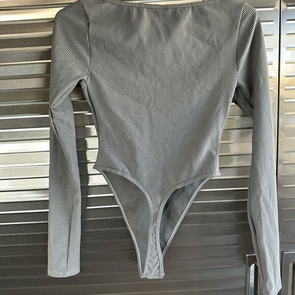 For Love & Lemons Gray Bodysuit Small NWT - Picture 3 of 8